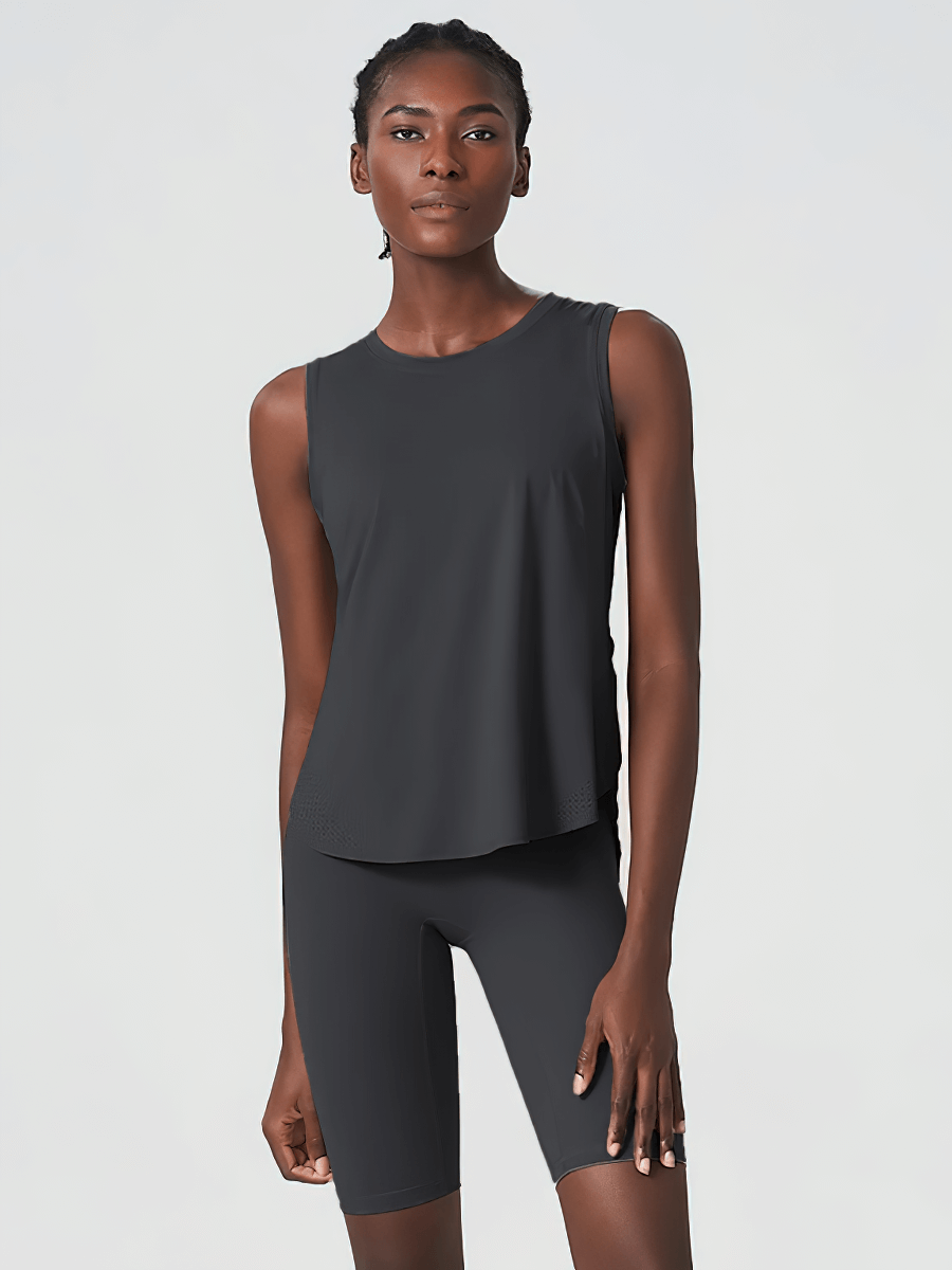 Women's running tank top and shorts SF2094 in black, ideal for yoga and workouts. Stylish activewear set for an active lifestyle.